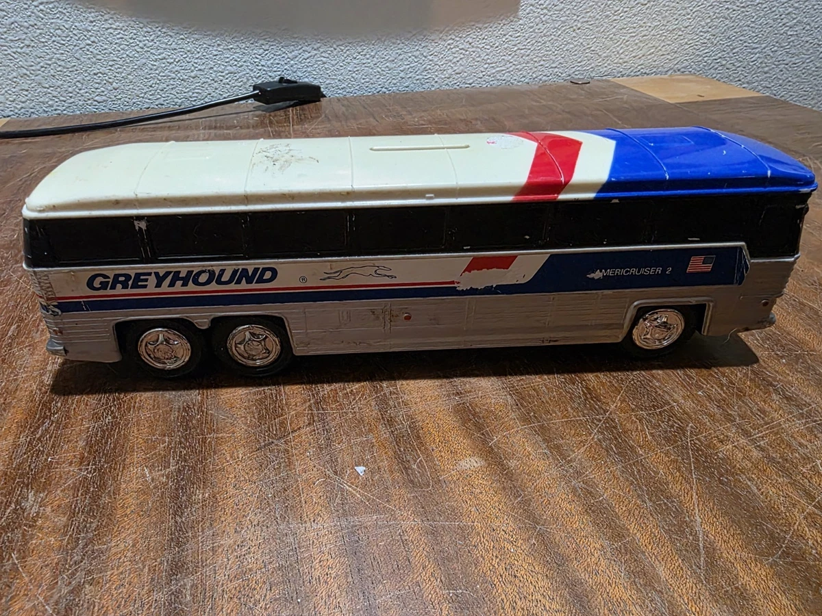 Greyhound BUS BANK ミニカー 　貯金箱 Vintage Greyhound Americruiser Bus Bank Piggy Bank | eBay