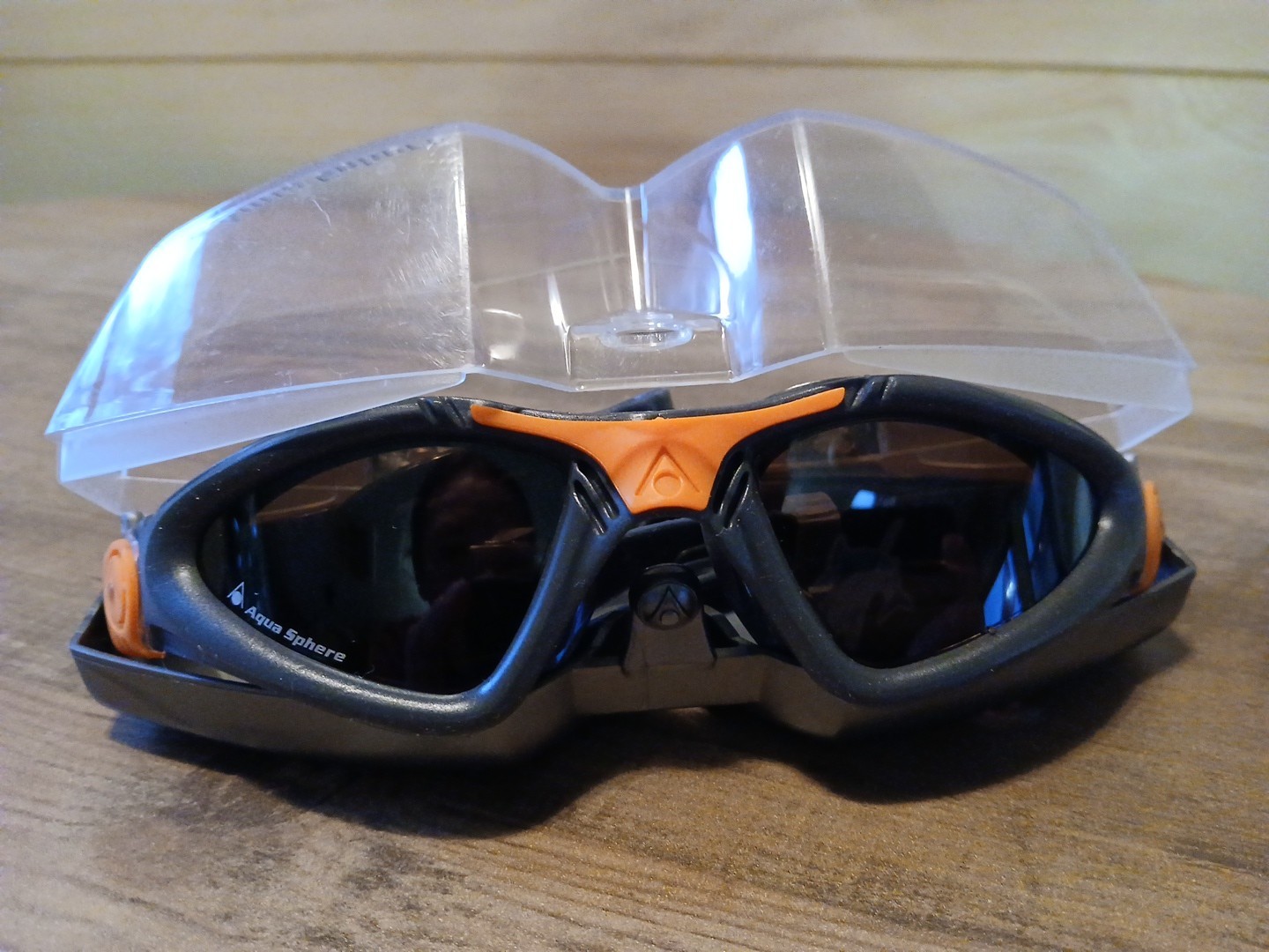 Aqua Sphere Kayenne Adult Swim Goggles- Polarized Lens (Gray/Orange) New W/Case