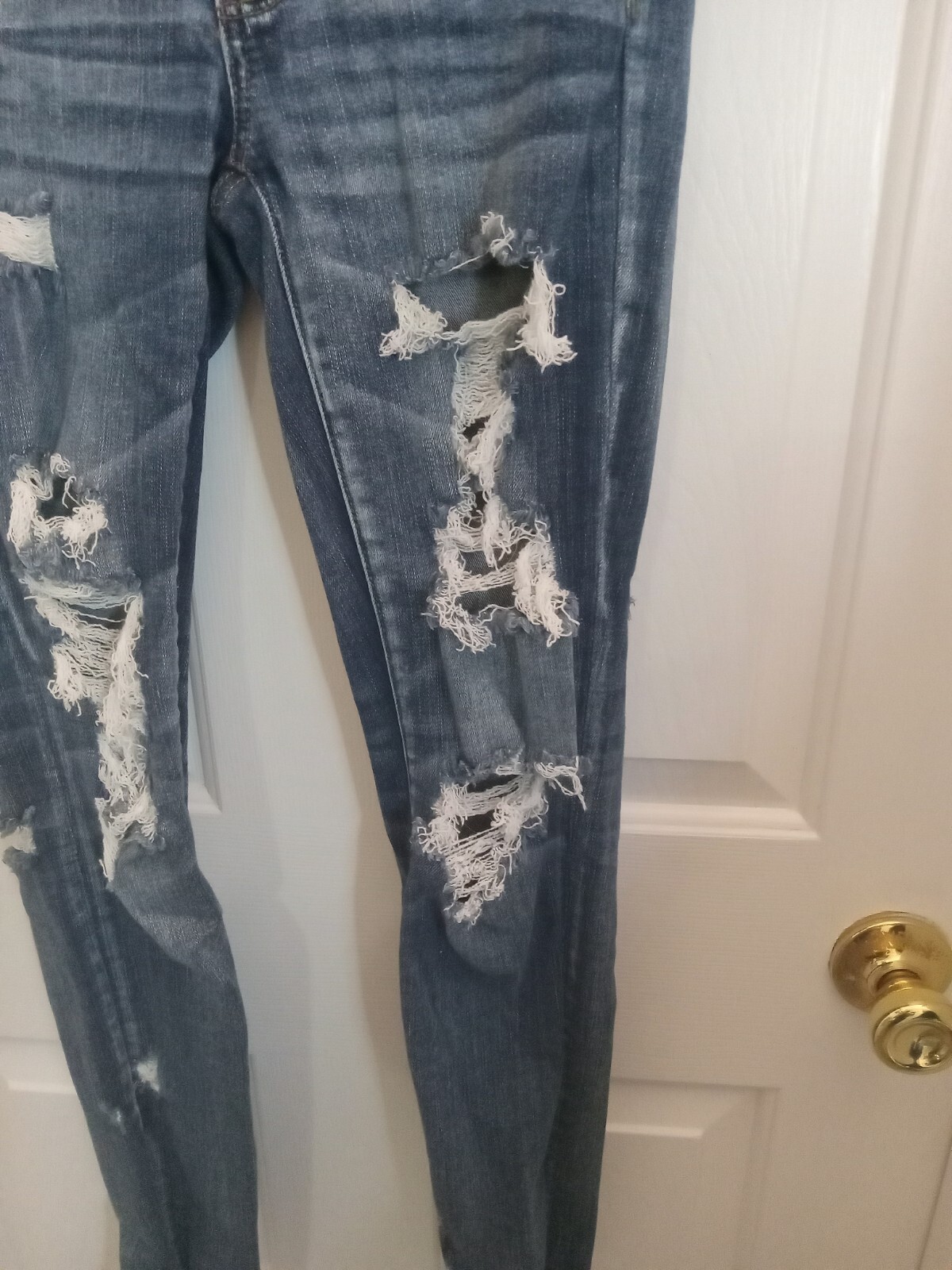 Picture 3 of 24