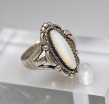 Wheeler Mfg. VTG WM Navajo Inspired 925 Sterling Silver MOP Stone Ring Sz 6.5 LA