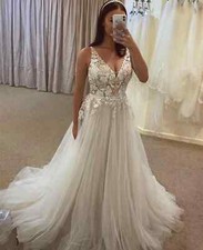 Lace Wedding Dresses Backless Tulle Applique Bridal Gowns Custom Made Long Train