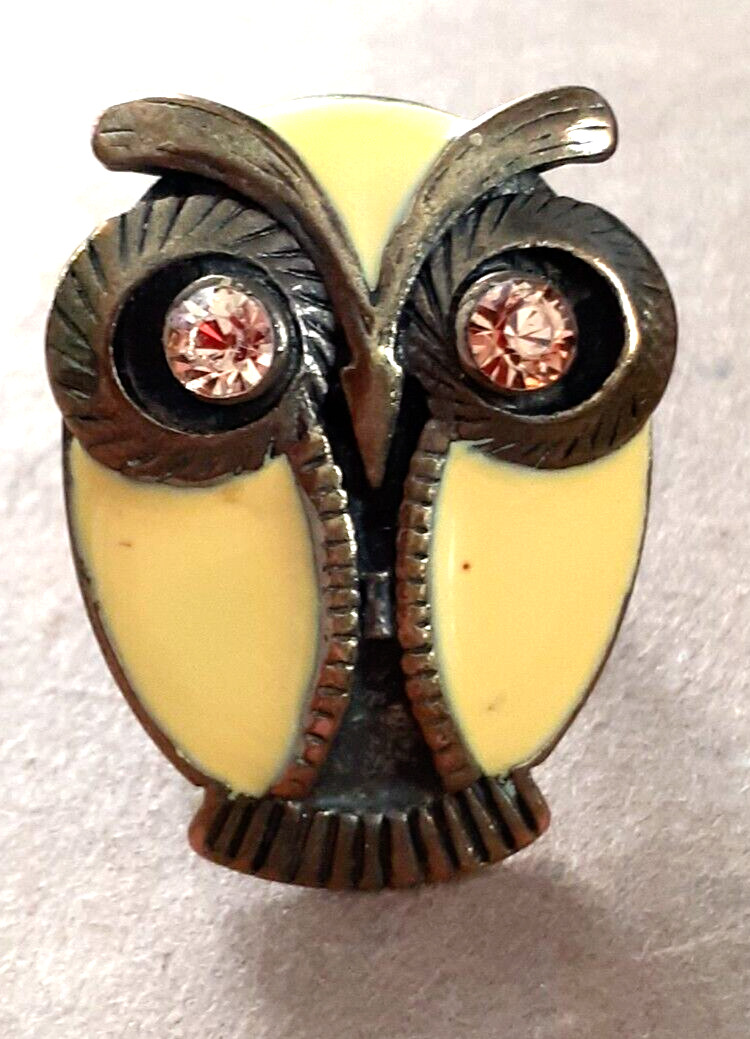 Vintage Enamel Brass Owl Ring (Size 5) Pink Rhine… - image 1