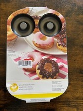 Wilton 6 Cavity Doughnut Pan NEW