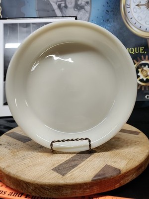 Vintage Fire King Ivory Deep Dish Pie Pan Baking Dish