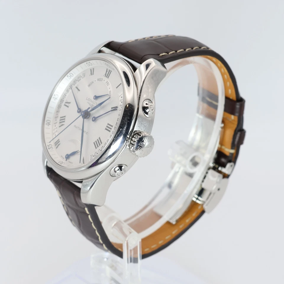 浪琴表 Master Collection 银色男士腕表 - L2.714.4.71.3 - 免运费 — 第 3/4 张图片