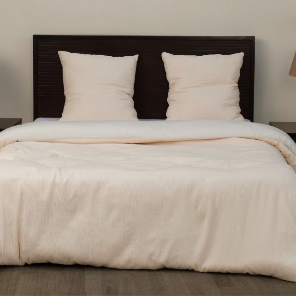 Parure de lit 220x240 cm gaze de microfibre écru pour ambiance de chambre bohème
