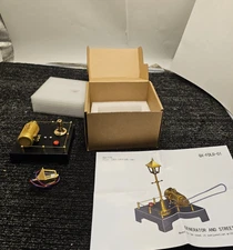 QX-FDLD-01 Retro Mini Steam Generator & Vintage Lamp Scene Model For Hobbyists