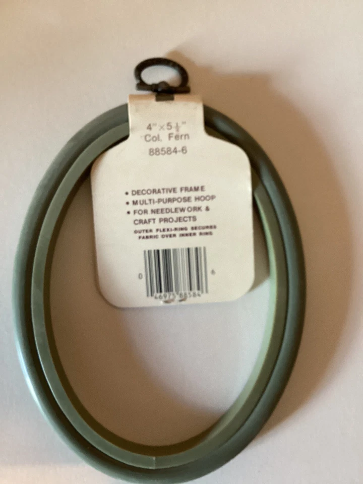 Vintage OVAL Flexi-hoop FERN GREEN 4"x 5.5” Needlework Hoop/frame W/Metal Hanger - Image 2 of 3