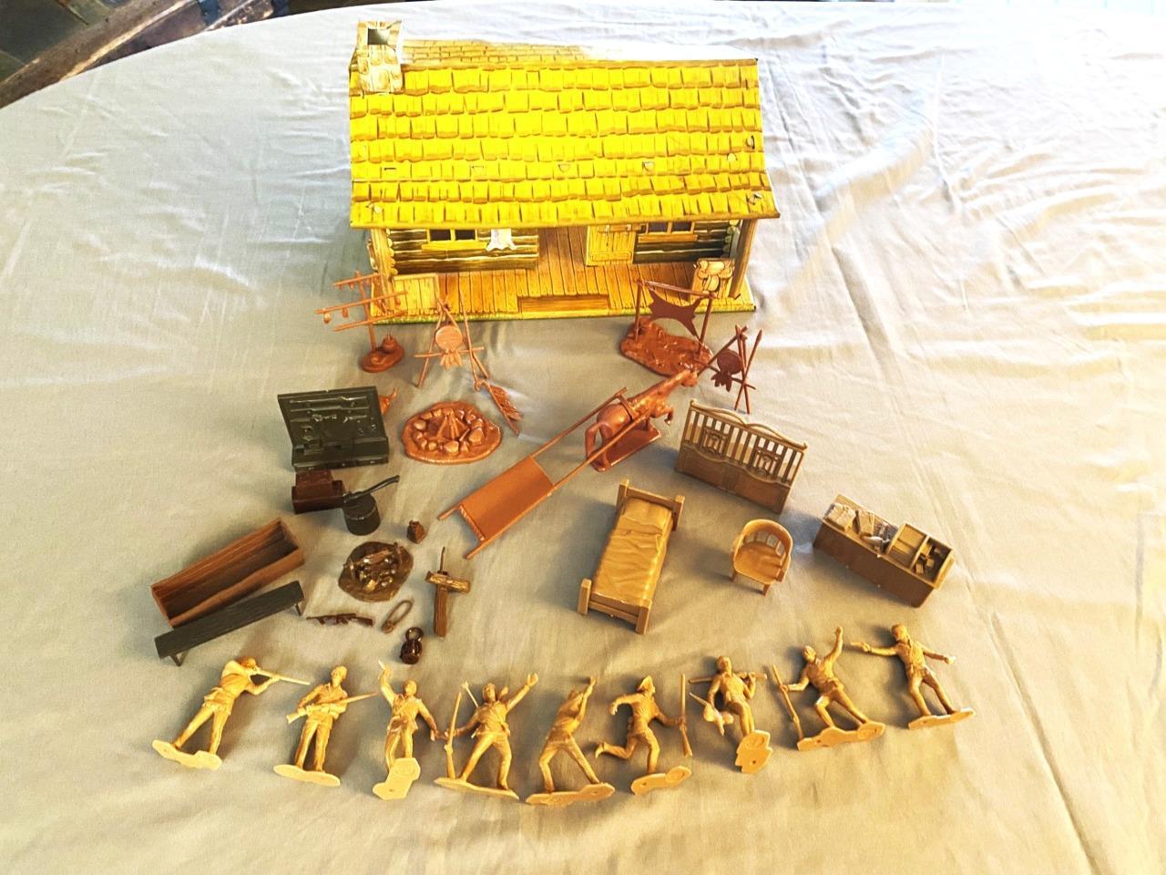 MARX Tin Litho BarMRanch playset with accessories & Boonesborough