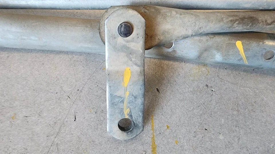 99-03 Chevy Silverado GMC Sierra 1500 OEM Windshield Wiper Transmission Linkage - Изображение 4 из 4