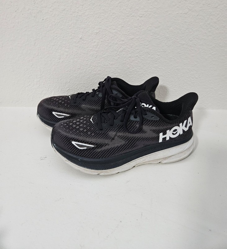 HOKA One One Clifton 9 Black White Women's 8D