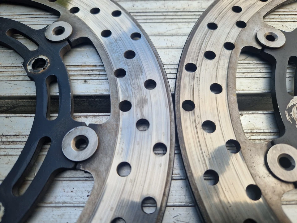 Yamaha FZ6 Fazer 600 2004 - 2007 Front Brake Discs - Image 2 of 4