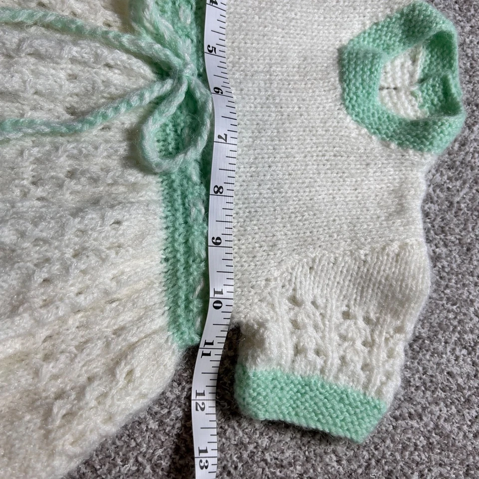 Conjunto de Vestido de Bebé Hecho a Mano De Colección 12-18 M Blanco Tejido Conjunto Gorro Botines Layette Foto 3 de 4