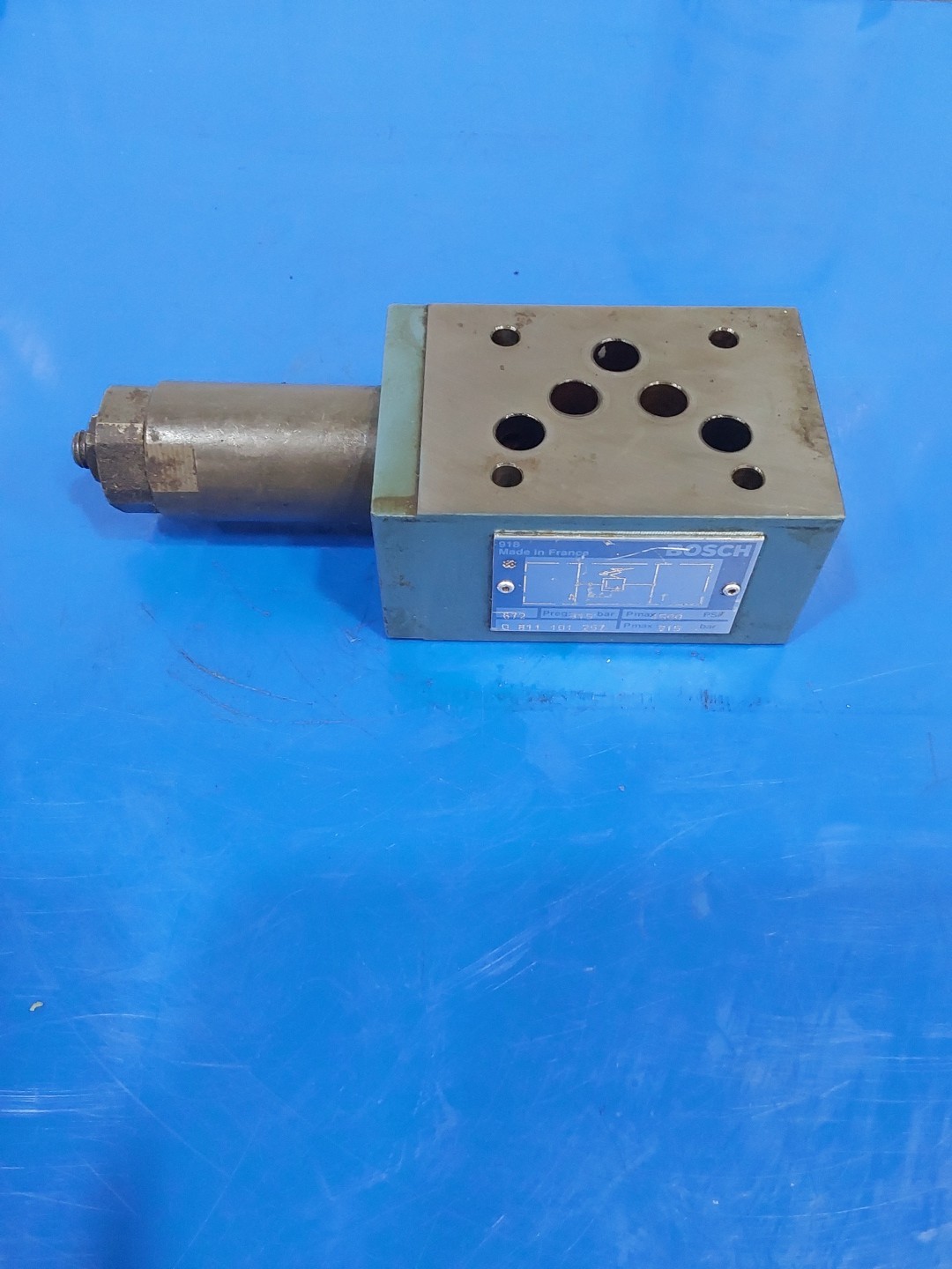 BOSCH Valve 0 811 101 257. 4500psi