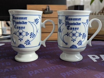 Pair Vintage Blue & White Open Lace Style Husumer Pharisäer Tasse Pedestal Mugs 