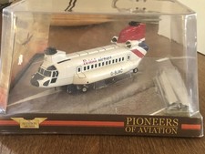Corgi AA34207 Boeing-Vertol BV-234L Chinook British Airways Helicopters 1982