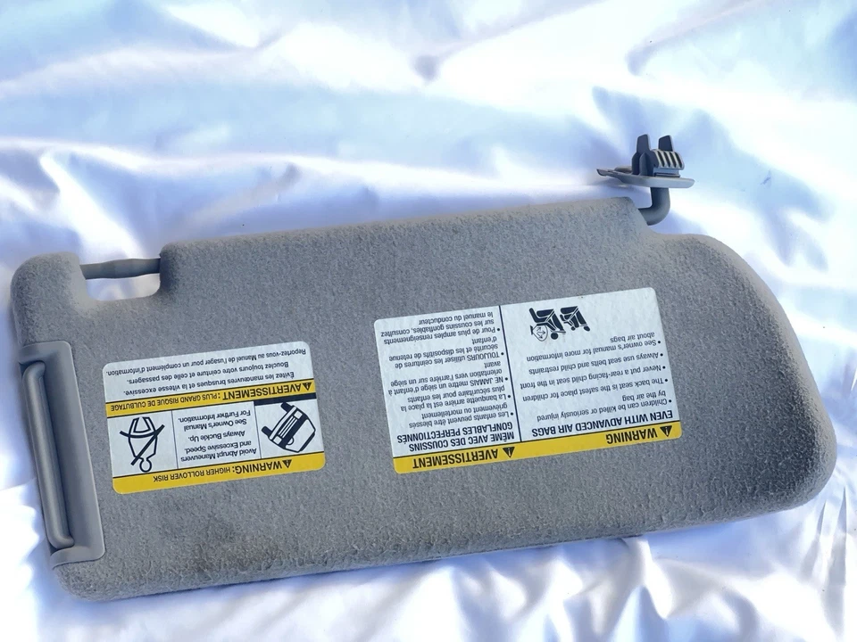 Viseira solar lateral esquerda para motorista Nissan Frontier/Xterra 2005-2012 tecido cinza - Imagem 3 de 3