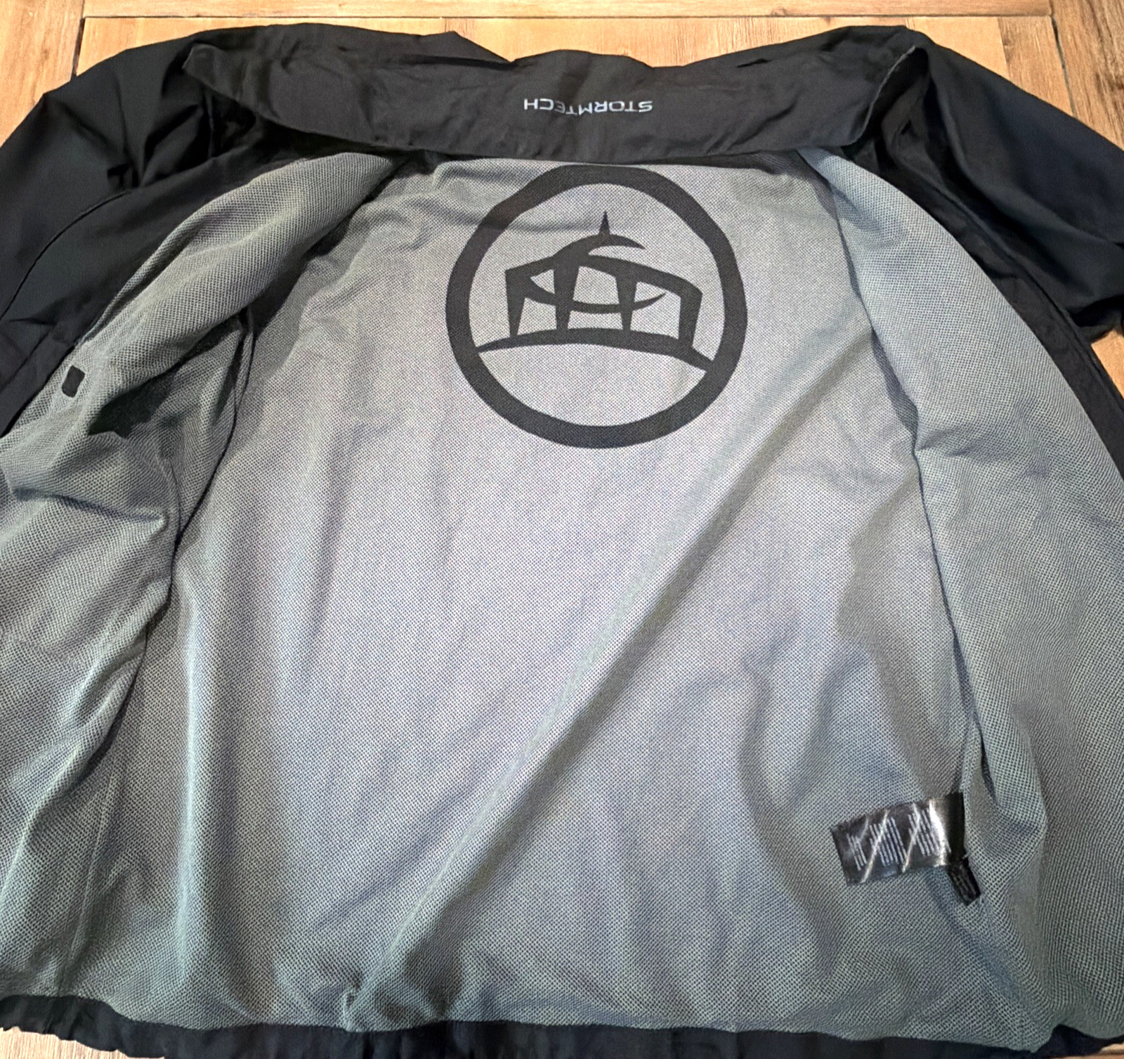 Stormtech Lined Windbreaker Jacket Black With Hid… - image 9