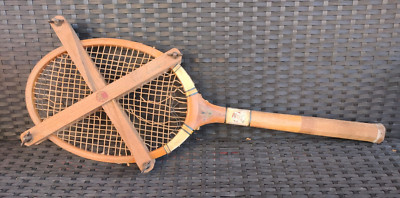 ASTRA ''BLACK ARROW'' - ITALY WOOD RACKET - ANTIQUE WOODEN RACKET 1930s