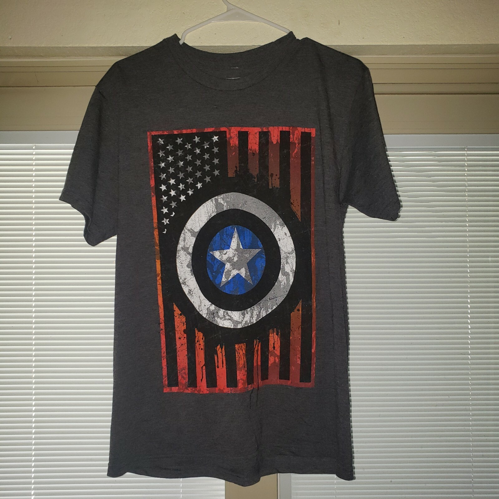 Picture 1 of 3