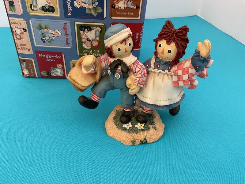 Raggedy Ann and Andy “How Nice To Have Such A Happy Sunny Friend “ Figurine
