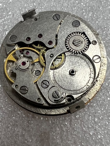 USSR Pobeda Movement watch Mechanism plus Dial FOR PARTS - Picture 8 of 19