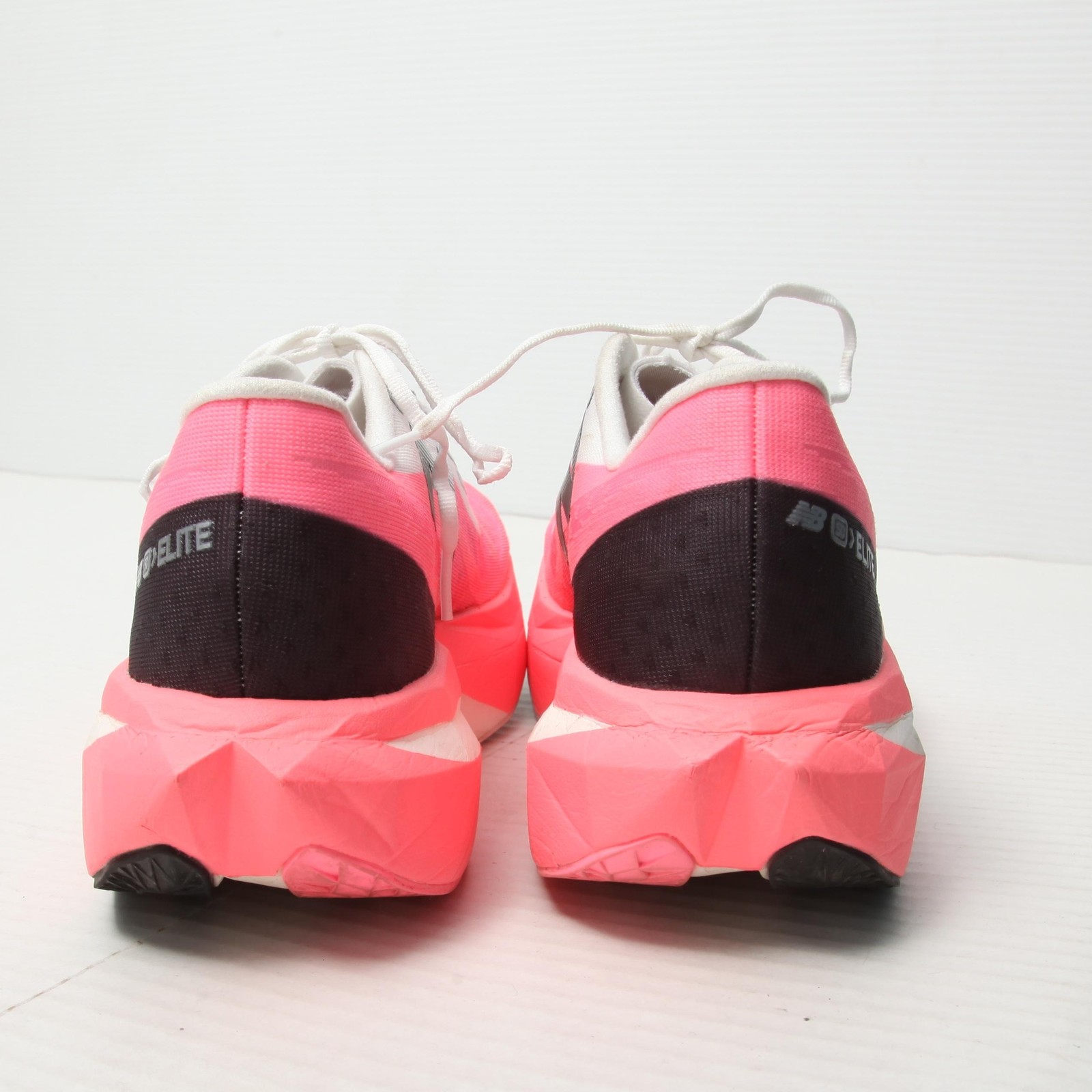 New Balance FuelCell SuperComp Elite V4 Shoes Mens Size 10 Pink Running MRCELCP4 thumbnail 5