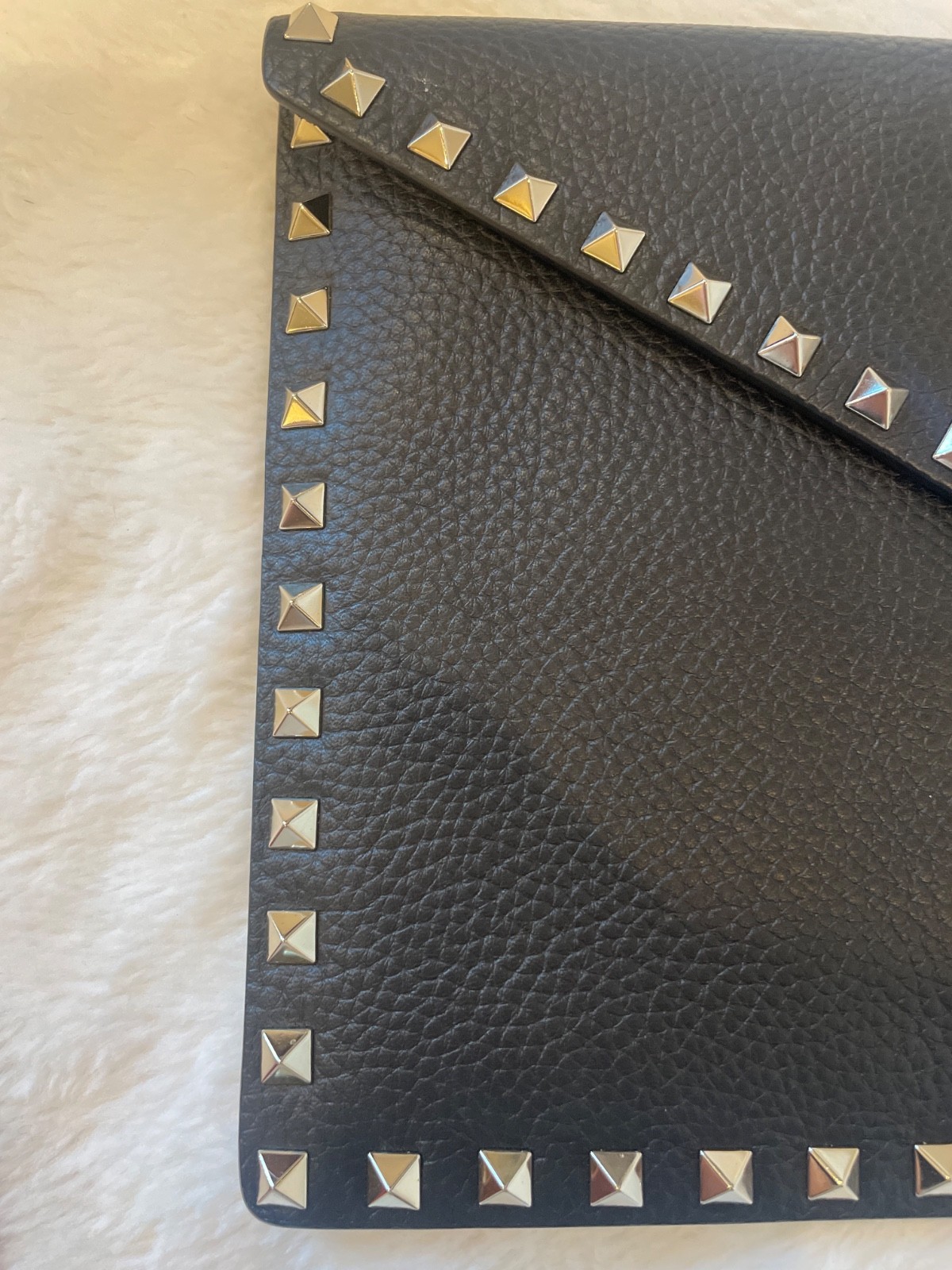 Valentino Garavani Rockstud Large Envelope Clutch Bag thumbnail 7