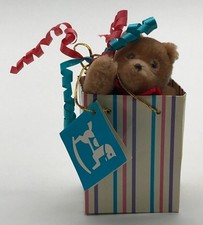 Collectors Item Vintage  87 FAO Schwarz Toys New Years Bear In Shopping Bag Gift