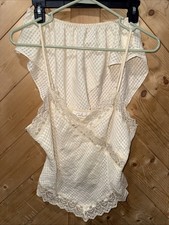 Vintage Two Piece Lingerie Set Size Medium Delicates Ivory Check Lace NOS