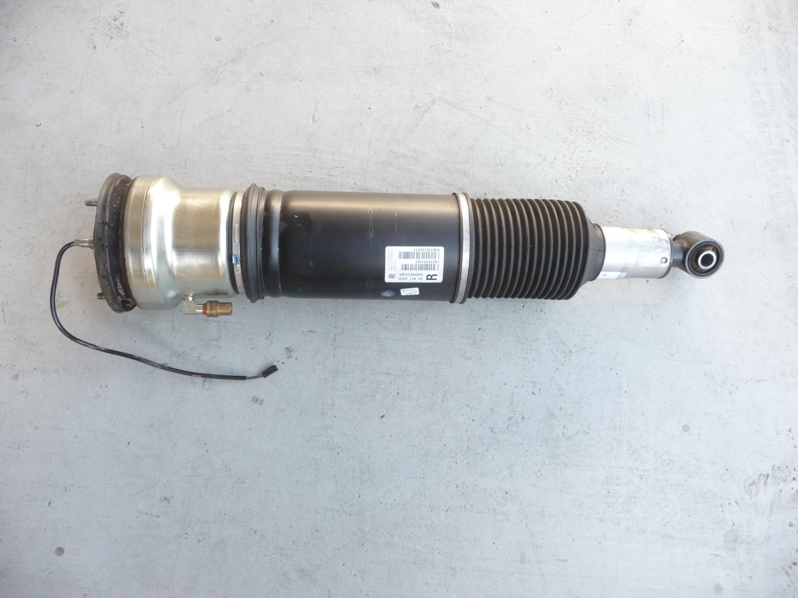 2003-2016 Rolls-Royce Phantom Rear Right Air Suspension Strut 37126767014 OEM A1