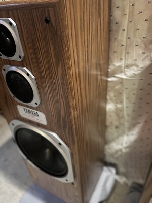 Yamaha NS-a500 MINTY PAIR. AMAZING BLOWOUT SALE TODAY ONLY