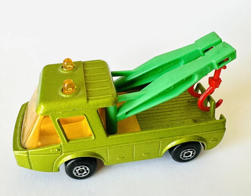 Vintage Matchbox 1976 Superfast #74 Toe Joe Wrecker Tow Truck 1:64 Diecast - Image 2 of 4
