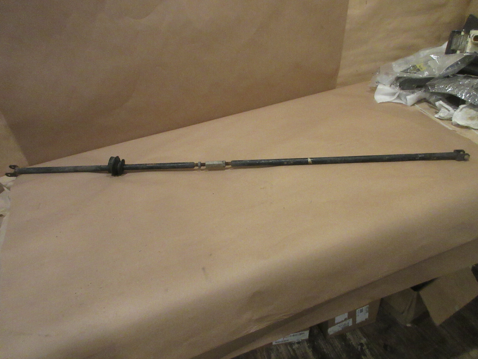 Ferrari Mondial  Shifter Control Shaft Assy - P/N 114308 - 115567