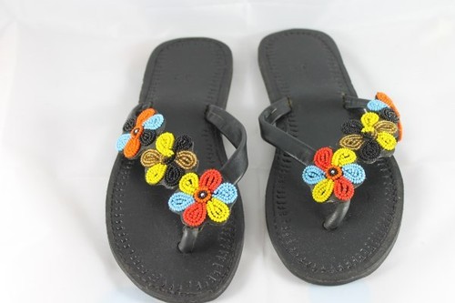 Sandals Gorgeous Hand Crafted Flower-Beaded Kenya Leather Sandals Free Postage - Picture 3 of 4