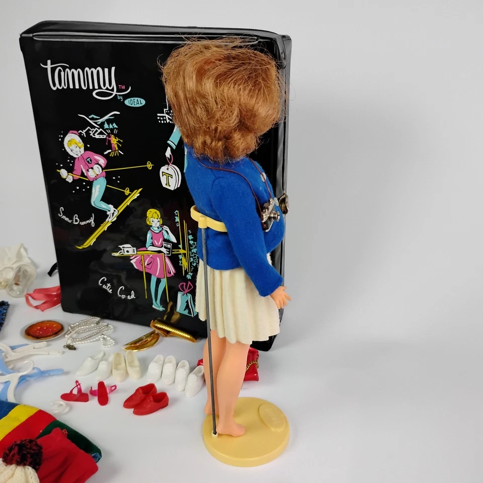 Vintage TAMMY by Ideal Doll With Clothing Accessories and Carry Case Bundle Lot - Image 3 of 4