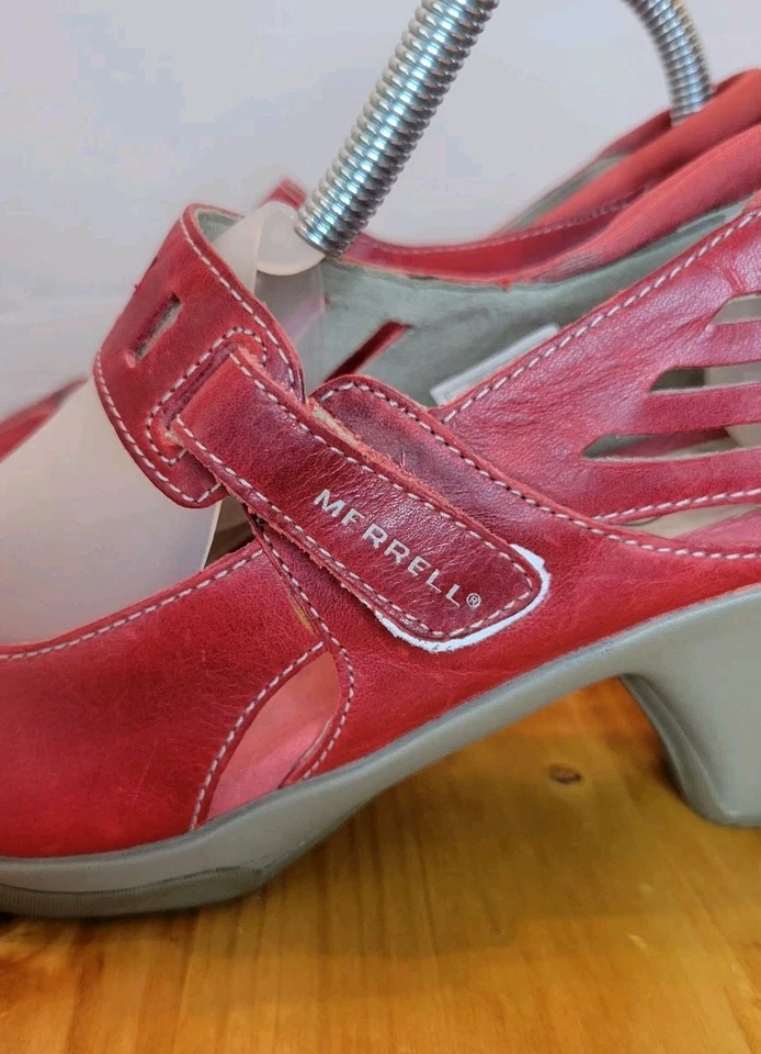 Zapatos de tacón Merrell Cycling Evera MJ Scarlet Peep Toe para mujer talla 6 cuero rojo Foto 2 de 4