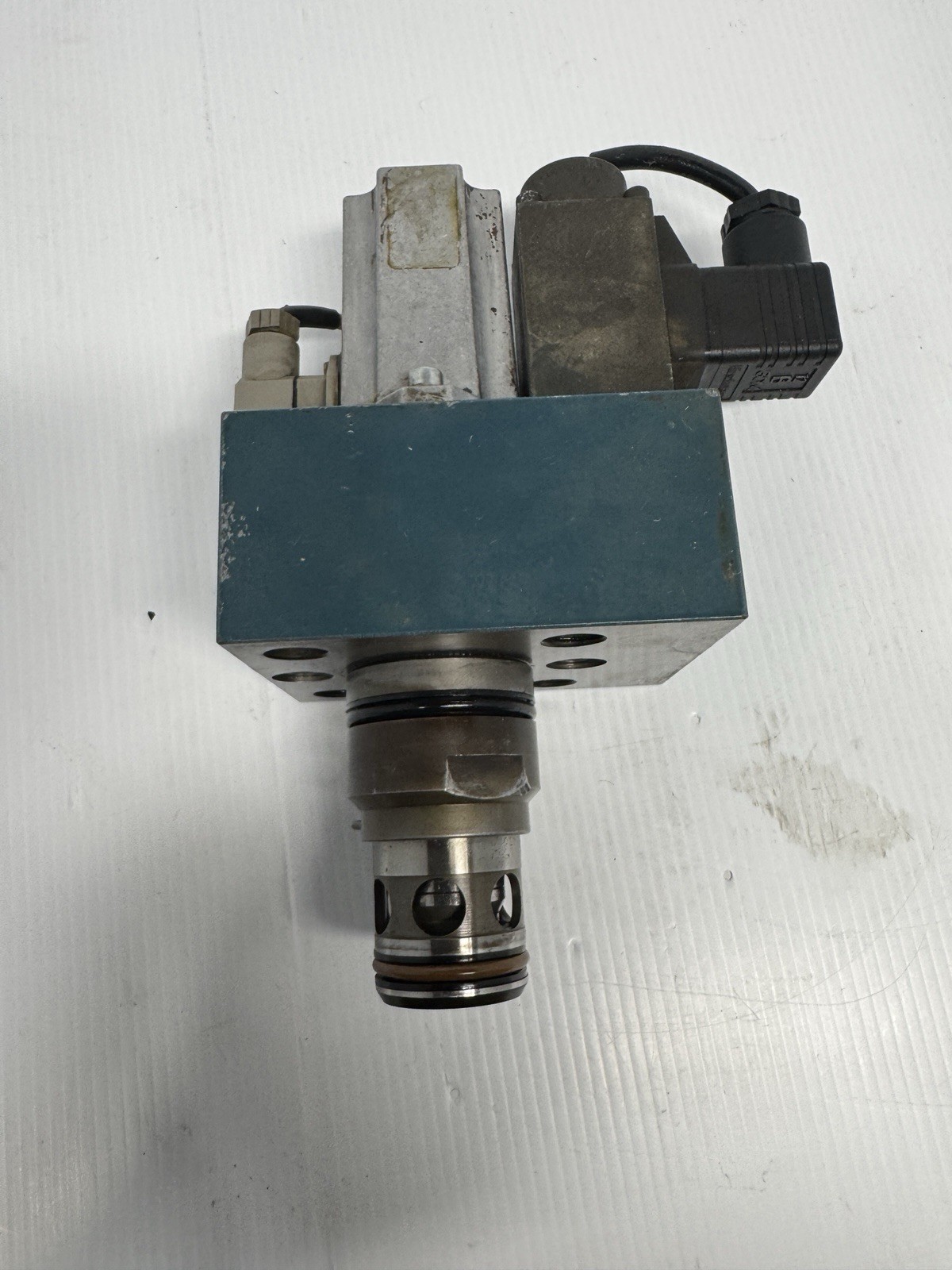 BOSCH Valve 0 811 402 503 (USED)