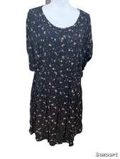 True Craft  NWT Woman's Short sleeve Dress Size XL Black floral Adjustable Waist