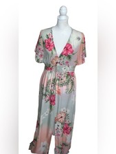 VENUS EUC Pink Sage Floral V-Neck Maxi Dress Front Slit Sz L Resortwear Tropical