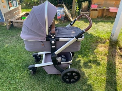 Kinderwagen Joolz Day mit Babywanne, Sportsitz und Trittbrett zu verkaufen. 