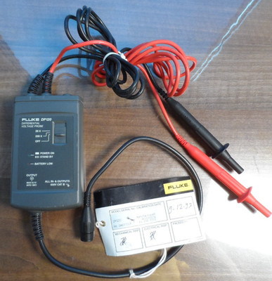FLUKE DP120 DIFFERENTIAL VOLTAGE PROBE Attenuation 200x and 20x DC  20 MHz