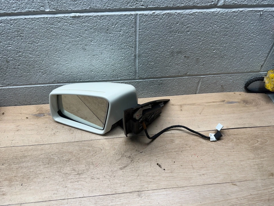 MERCEDES BENZ C250 C63 W204 OEM 12-14 ESPEJO RETROVISOR PUERTA LADO CONDUCTOR DELANTERO IZQUIERDO BLANCO Foto 3 de 4