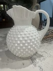 VTG 1950s Fenton White Milk Glass Ruffle Hobnail 70 oz 9.5" Pitcher w/ Ice Lip