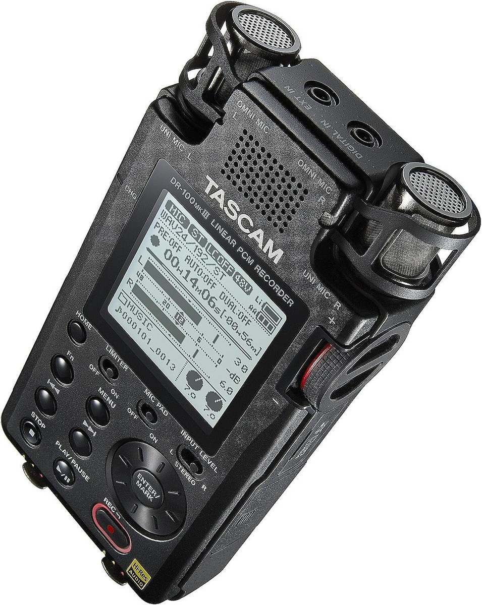 TASCAM SS-R100｜ステレオレコーダー【動作確認品】ケース付き TASCAM SS-R100 ソリッドステートステレオオーディオレコーダー