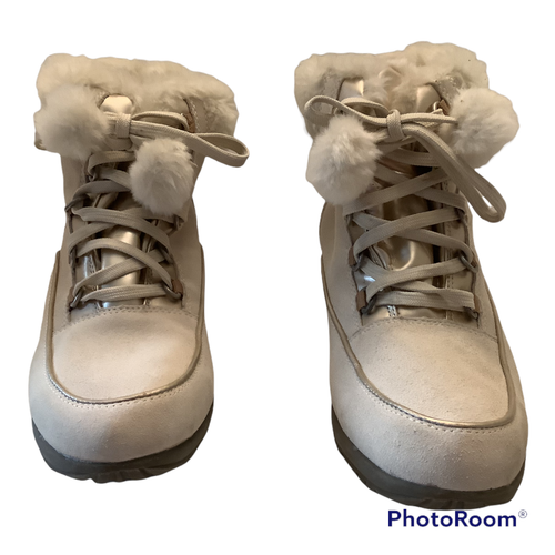 WATERPROOF SUEDE BOOTS 10W 