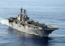 USS IWO JIMA LHD-7 ASSAULT SHIP GLOSSY POSTER PICTURE PHOTO PRINT BANNER 10417