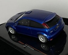 Ford Focus Custom 1999 in metallic blue, 1:43 scale model from IXO, CLC467N