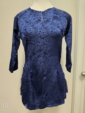 Vietnamese Ao Ba Ba. Size M