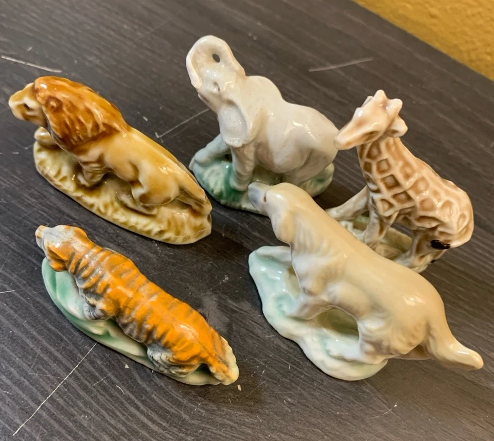 Wade England Whimsies Figurines Lot 5 Vintage Ceramic Wildlife Retriever Animals - Image 3 of 4